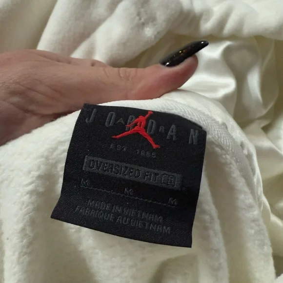 Air Jordan, soft, oversized White hoodie and joggers set - Picture 6 of 9